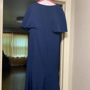 Long blue dress with "cape" sleeves
